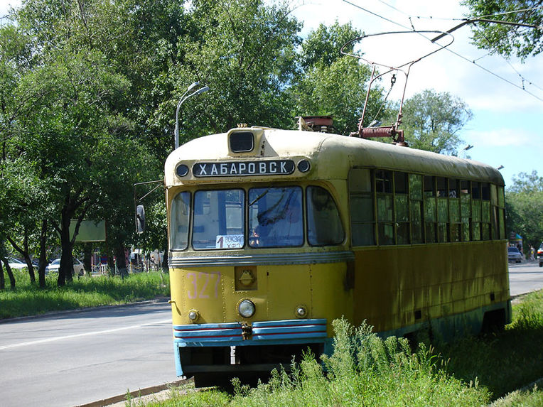 Хабаровский РВЗ-6М2 на Краснореченской улице, май 2006 года