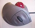 Un modelo trackball de Logitech.