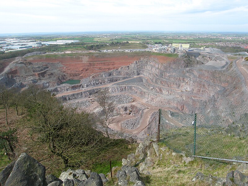 File:Quarry Bardon Hill 02.jpg