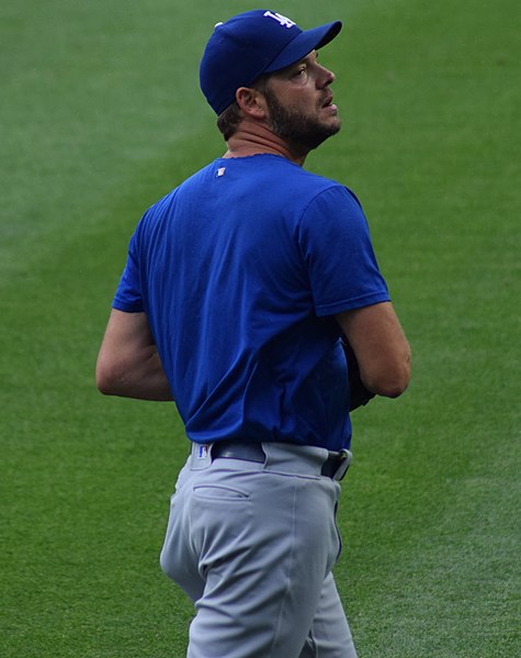 File:Rich Hill (41834598510) (cropped).jpg