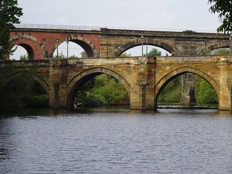 File:Yarm-bridge-viaduct02.jpg