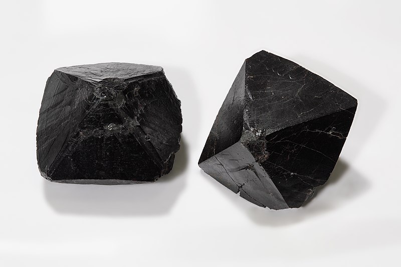 File:Cassiterite.jpg