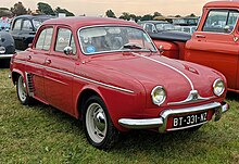 Renault Dauphine 7.jpg