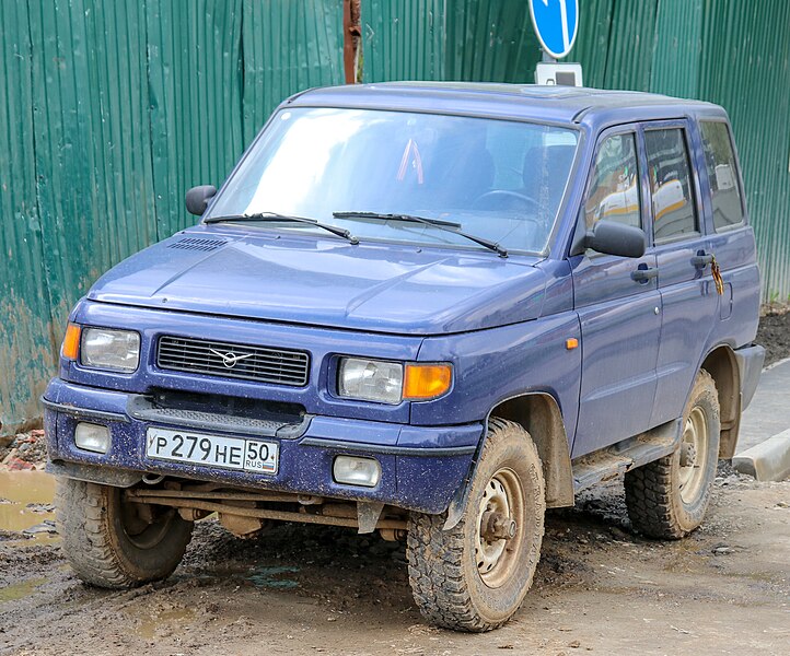 Файл:UAZ-3160 01.jpg