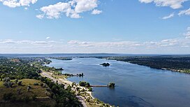 El río Dniéper a su paso por Kániv.