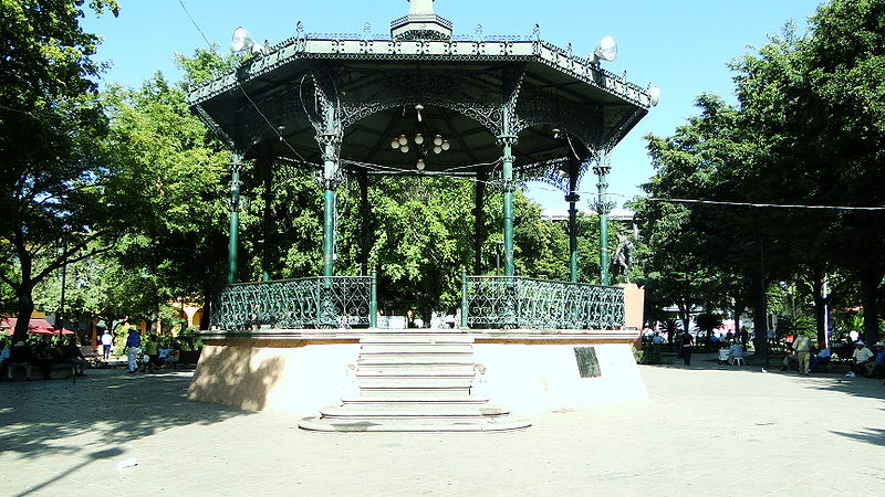 File:Kiosko de la Obregon.jpg