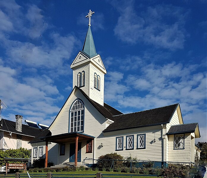 File:Templo Luterano Frutillar a.jpg