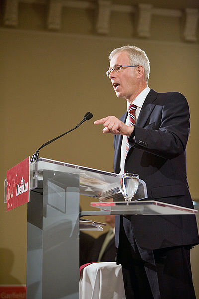 File:Dion speech.jpg