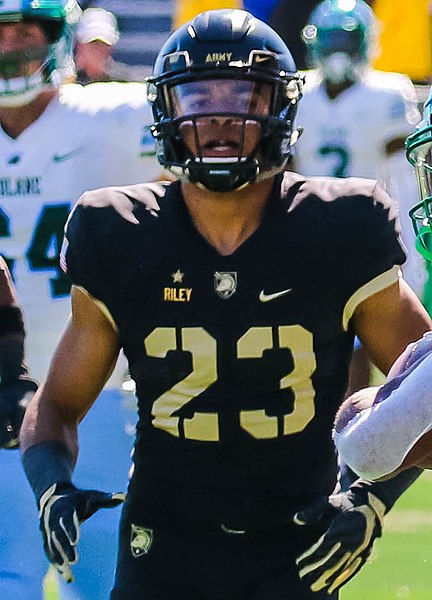 File:Elijah Riley (48854848588) (cropped).jpg