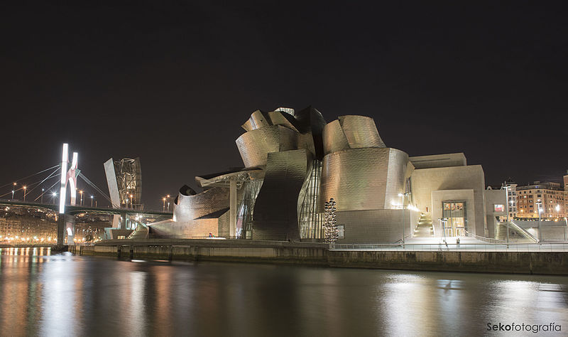 Archivo:Guggenheim Bilbao (23518389799).jpg