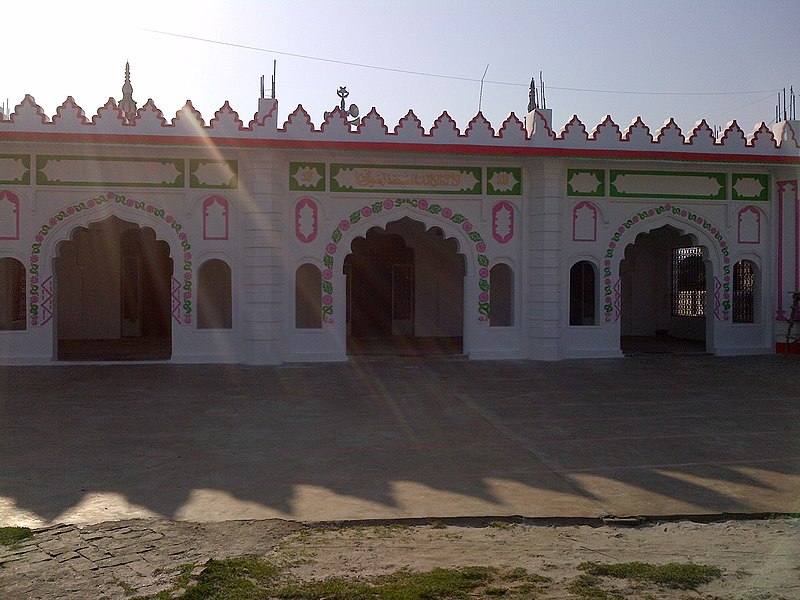 File:Jama Masjid Majhoul.jpg