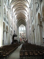 Noyon Cathedral, late 12h century, four levels: arcade, tribune, triforium, clerestory