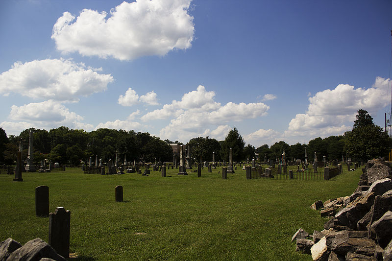 File:Rest Haven Cemetery.jpg