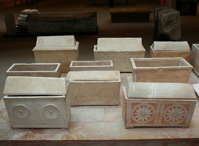 File:Ossuary Hecht Museum.jpg