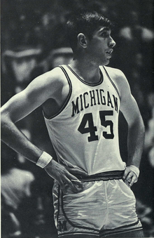 Rudy Tomjanovich (1970).png