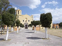 Templo y exconvento de San Pedro en Villa de Tezontepec.