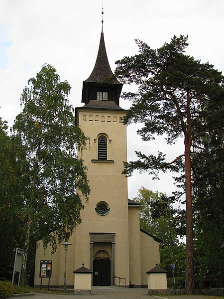 File:Boo kyrka3.jpg