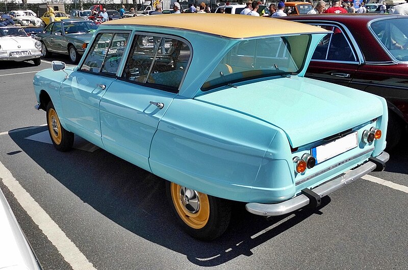 Archivo:Citroen Ami 6-hinten.jpg