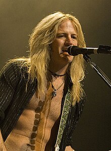 Aldrich performing with Whitesnake in 2008