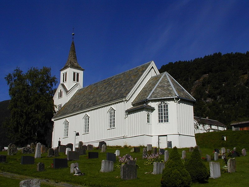 File:Eid kirke fra KMB.jpg