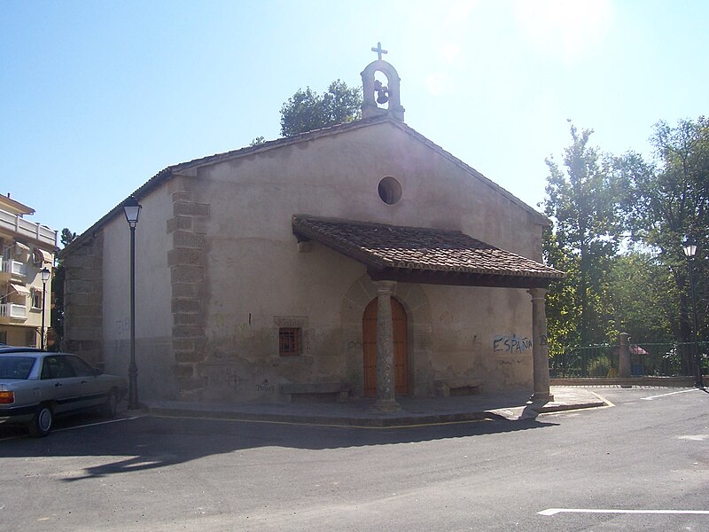 Файл:Ermita San Sebastián Montehermoso.JPG