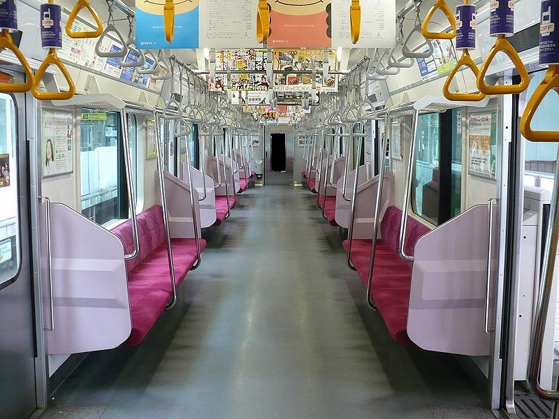 File:Inside-Tokyu5181.jpg