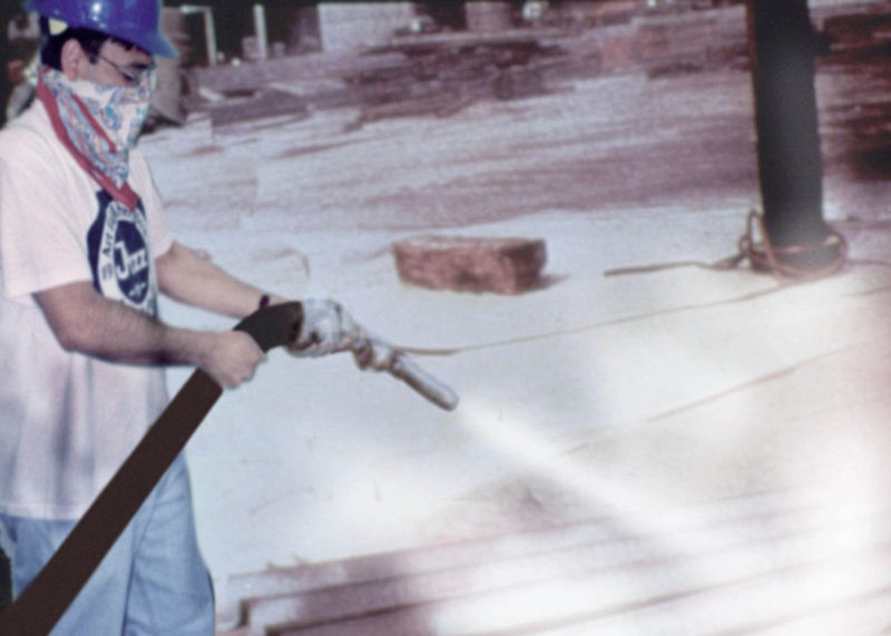 File:Sandblasting without proper ppe.jpg