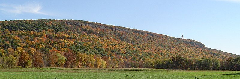 File:Talcott Mountain Fall.jpg