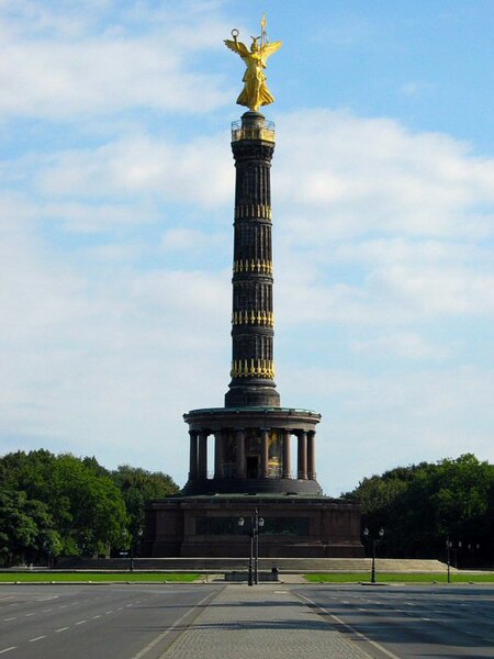 File:Berlin Tiergarten Siegessaeule 2.jpg