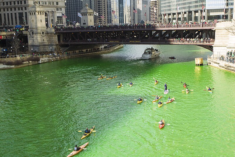 File:ChicagoStPatricksDay2015.jpg