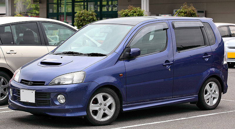 File:Daihatsu YRV 005.JPG