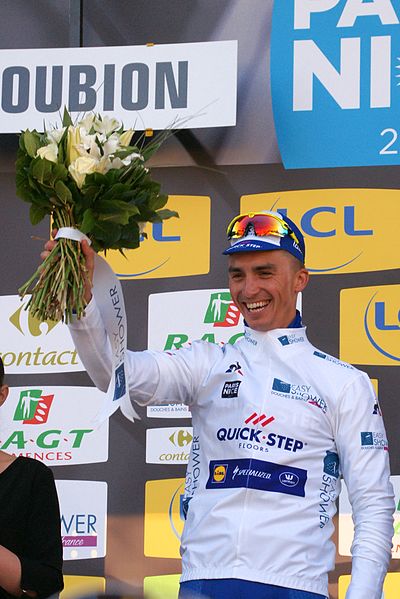 Файл:Julian Alaphilippe blanc Roubion.jpg