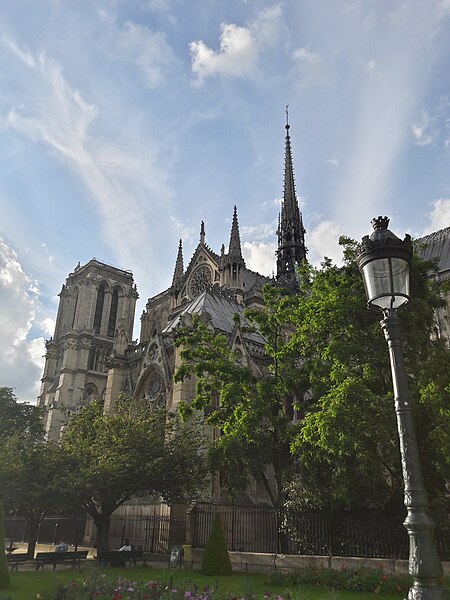 File:Paris Notre Dame19042017.jpg