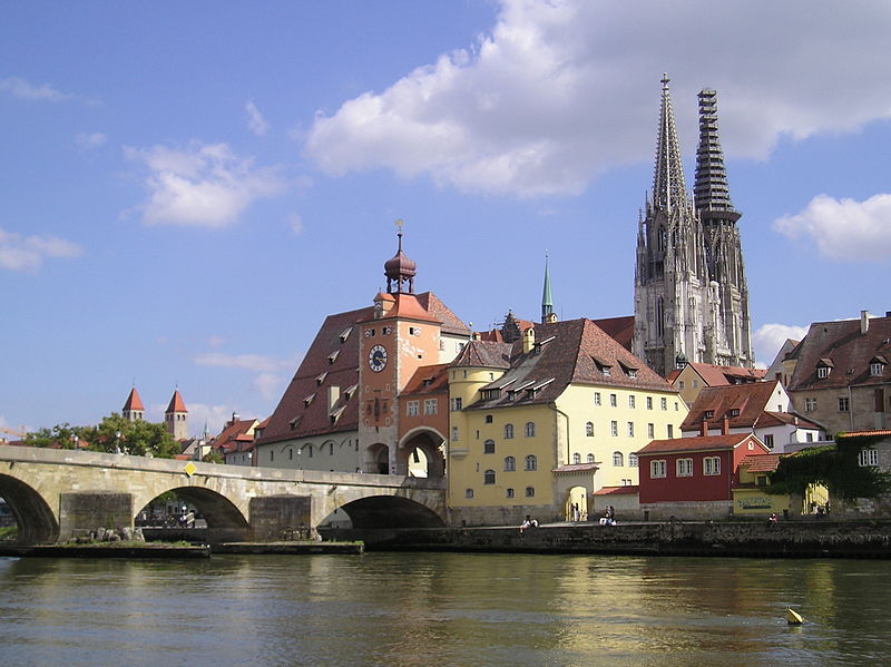 File:Stadtansicht Regensburg.JPG