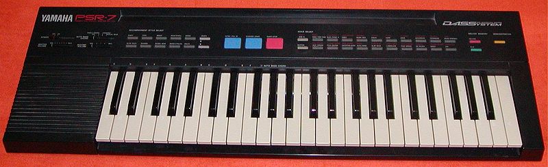 File:Yamaha-psr-7.jpg