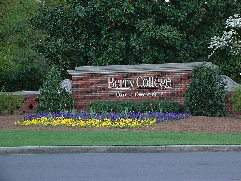 File:Berrycollege.jpg