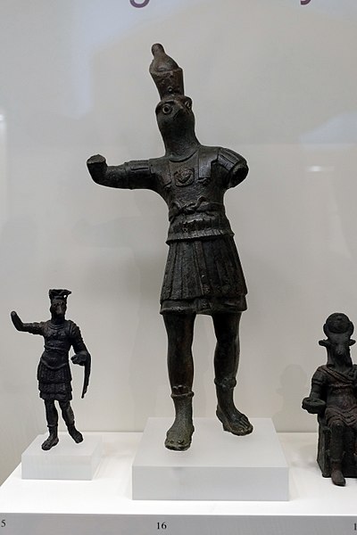 File:Copper alloy statues.jpg