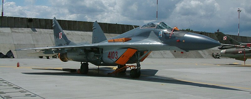 File:MiG-29 4103 Krzesiny RB5.jpg