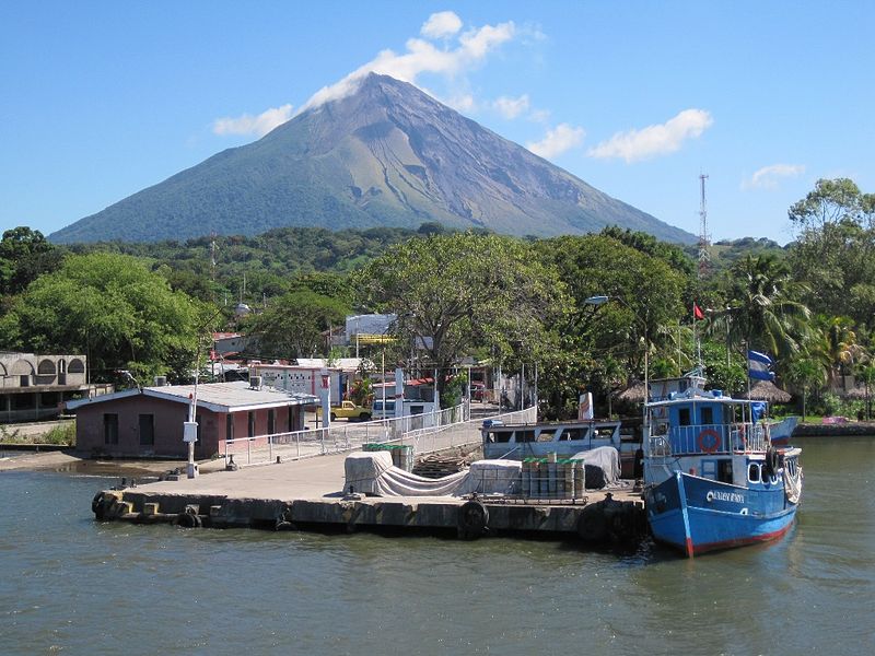 Archivo:Moyogalpa Puerto.jpg