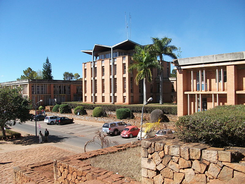 File:Université d'Antananarivo.jpg