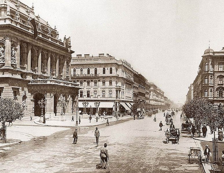 File:Andrássy út Budapest 1896.jpg