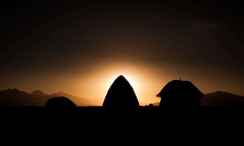 Archivo:Atardecer en Chipaya.jpg