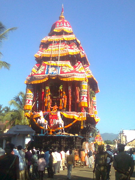 File:Bhoothapandy car festival.jpg