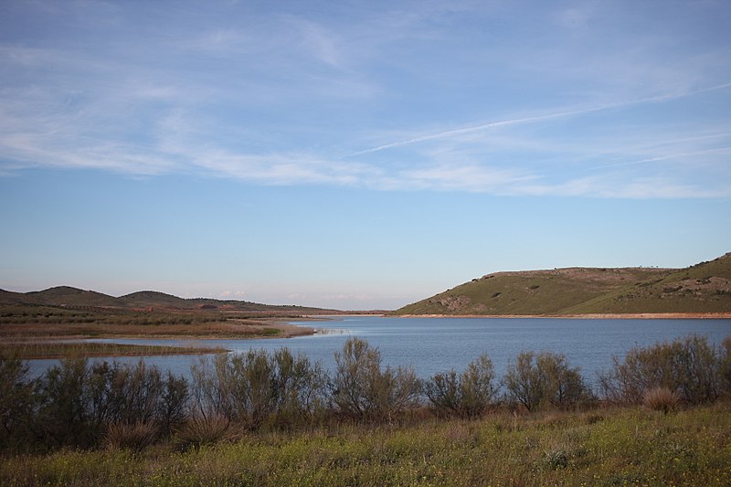 Archivo:Embalse de Finisterre 2.jpg