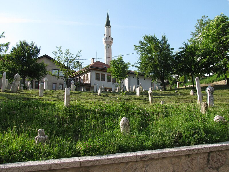 File:Mišćina džamija in Vratnik.JPG