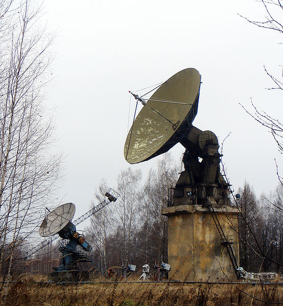 Файл:Radiotelescopes of RAS Zimenki.jpg