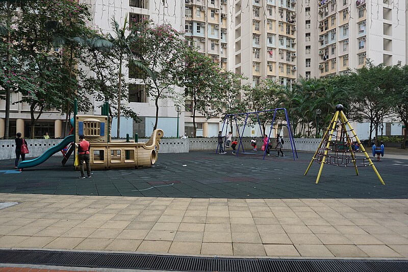 File:Tin Chung Court Playground.jpg