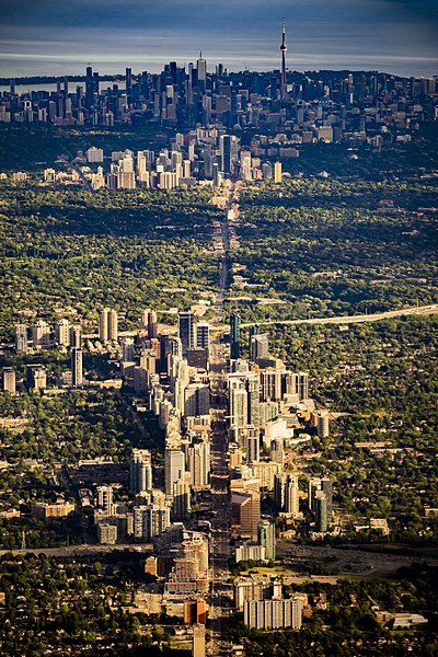 File:Yonge Street 2022.jpg