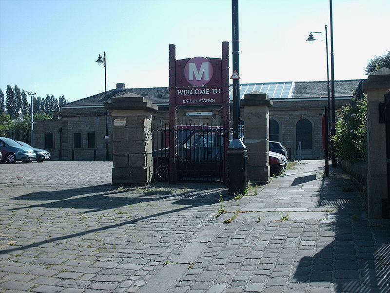 File:Batley station.jpg