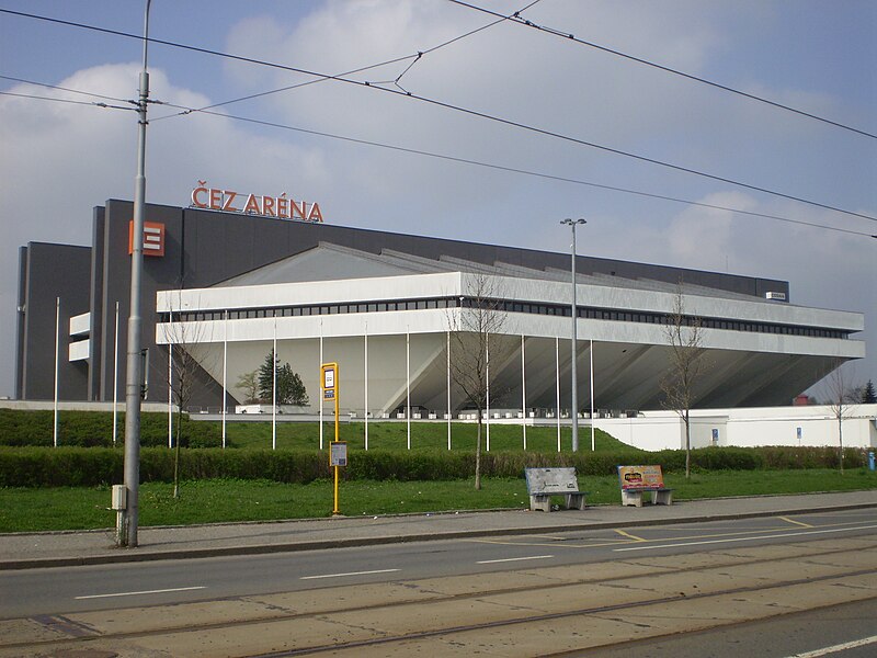 File:CEZ arena.JPG